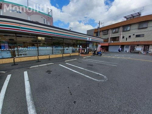 コンビニ　セブンイレブン 和泉府中町7丁目店（コンビニ）まで326m