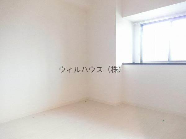 その他部屋・スペース　明るい洋室！