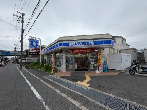 コンビニ　ローソン豊中柴原町三丁目店（コンビニ）まで510m