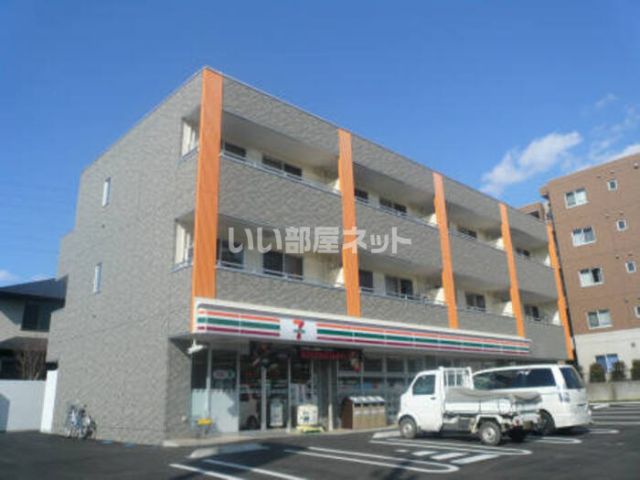 コンビニ　セブンイレブン柏松葉町１丁目店（コンビニ）まで627m