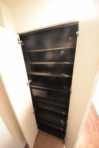 収納　ララプレイス大手通LD　シューズボックス