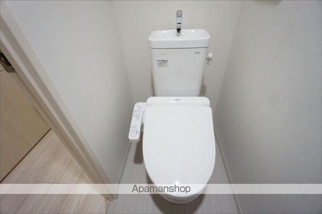 地下鉄鶴舞線 大須観音駅 徒歩7分 14階建 築7年のトイレ写真