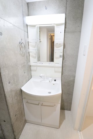 洗面設備　しっかり使いやすさ重視のシャンプードレッサーです！