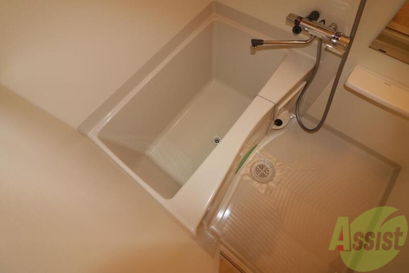 バス・シャワールーム　お風呂で一日の疲れを癒しましょう。