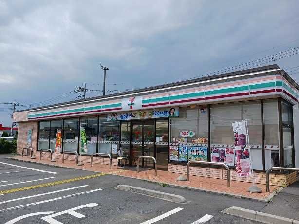 コンビニ　セブンイレブン妻沼東店（コンビニ）まで1100m