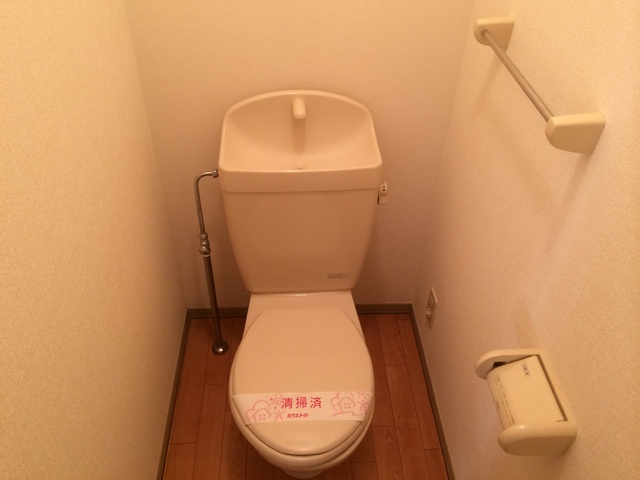 トイレ　※別室参考写真。