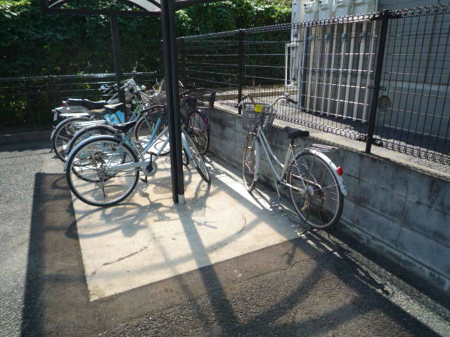 その他共有部分　屋根付駐輪場