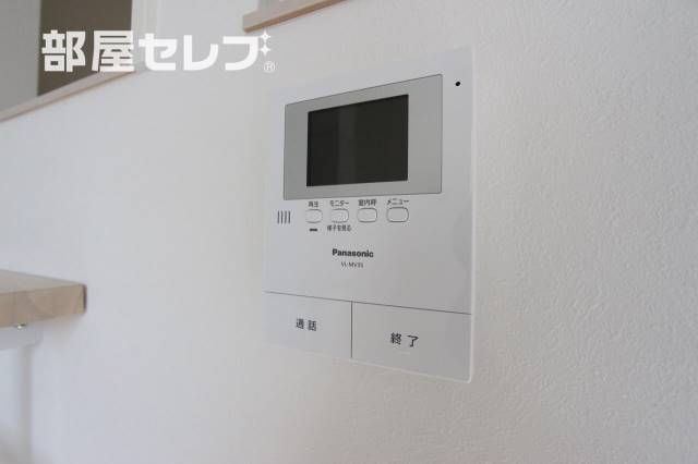 セキュリティ　テレビモニター付きインターフォンです