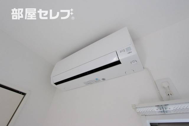 その他設備　エアコンで１年中快適ですね