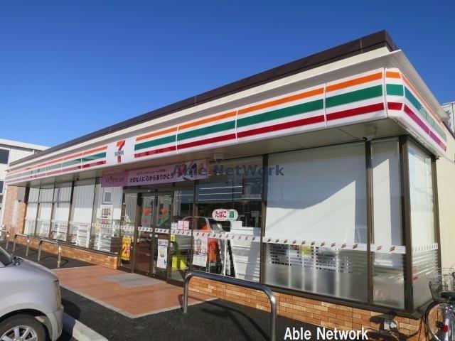 コンビニ　セブンイレブン君津法木作店（コンビニ）まで596m