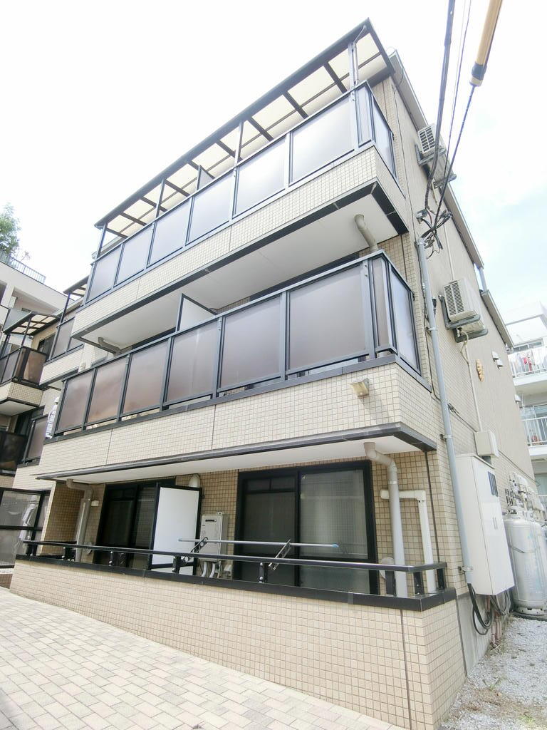 ソレイユ三宿