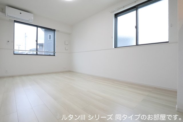 キッチン　コンパクトなキッチンで掃除もラクラク