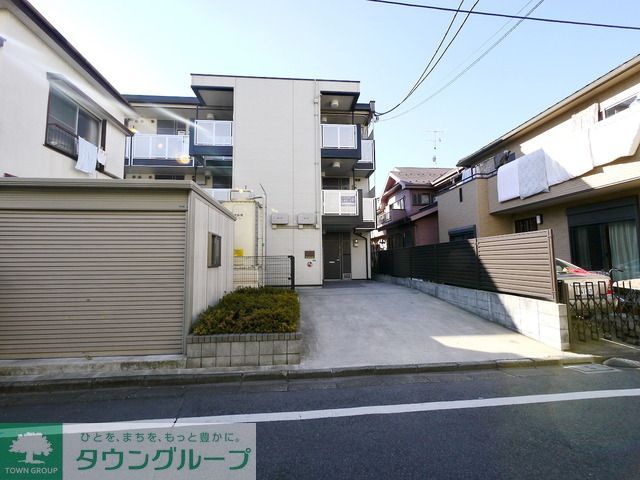 レオパレスキルシェンIIの外観写真