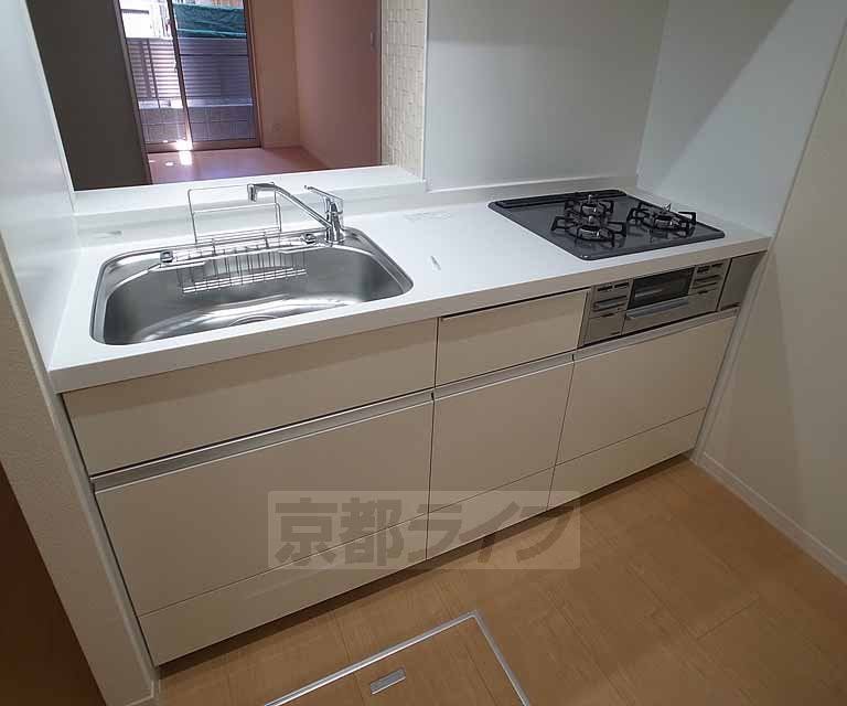 地下鉄東西線 御陵駅 徒歩9分 2階建 築12年のキッチン写真