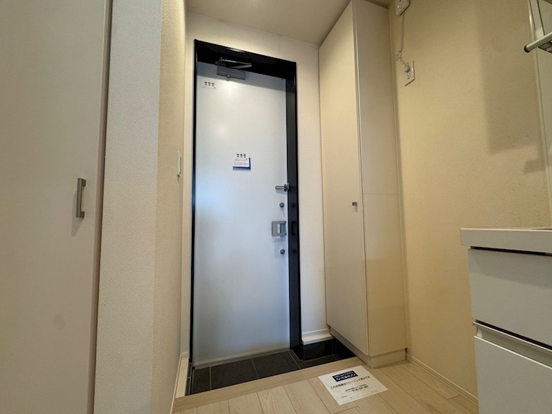 MAISON CHARMEの玄関写真