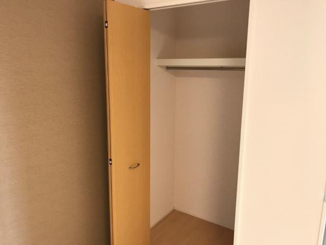 収納　クローゼット