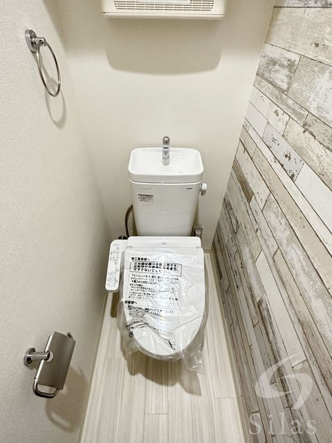 地下鉄谷町線 長原駅 徒歩2分 3階建 築3年のトイレ写真