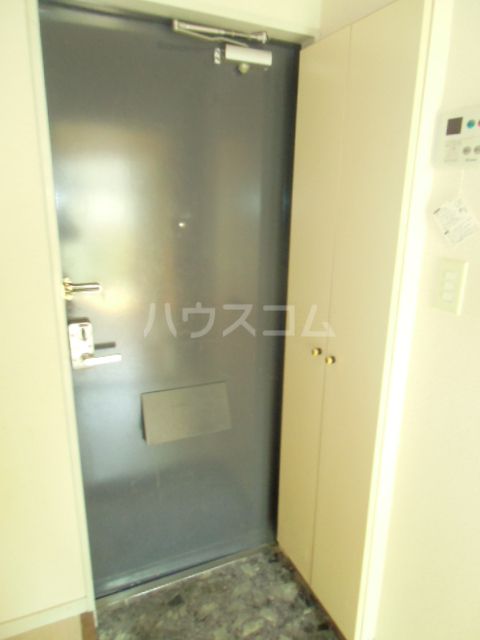フラリッシュ鶴見の玄関写真