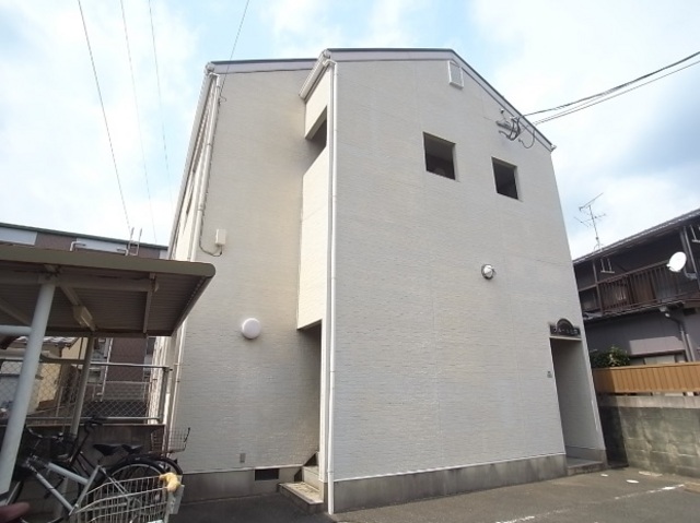 フルール松田の外観写真