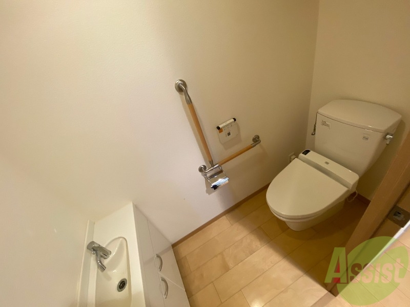 トイレ　トイレです。ウォシュレット付を探している方、おすすめです。