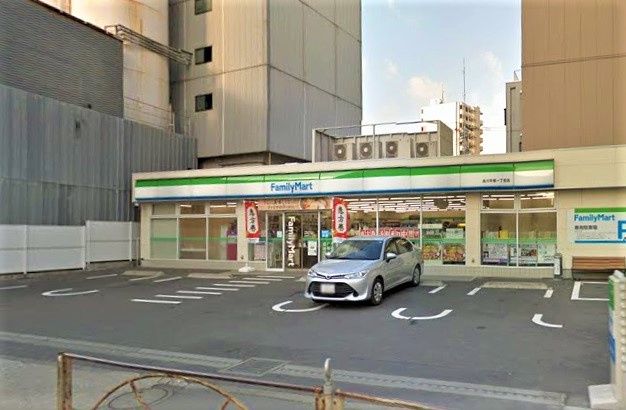 コンビニ　ファミリーマート 品川平塚店（コンビニ）まで215m