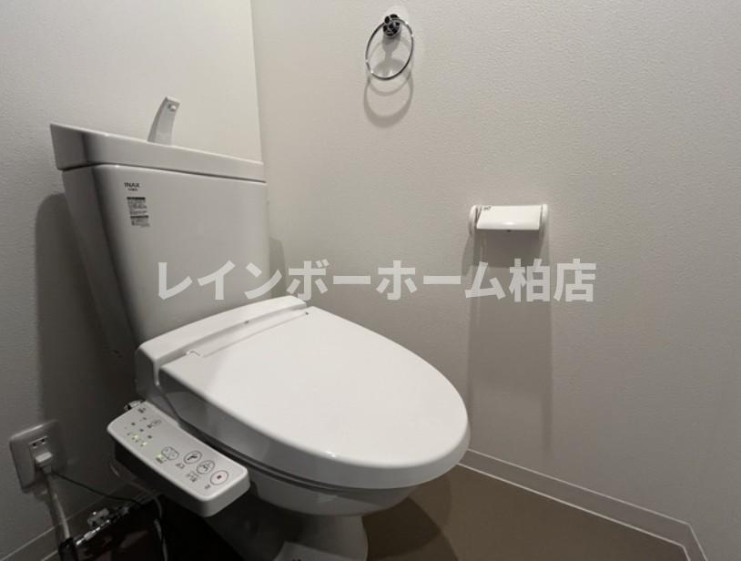 トイレ　同施工。参考写真。