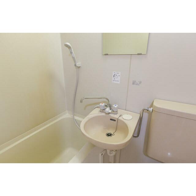洗面設備　同タイプ参考写真