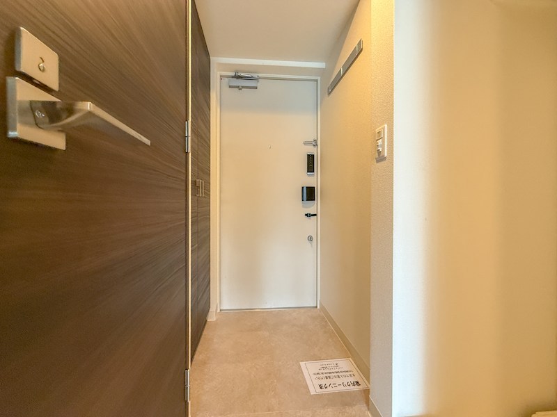 エステムコート神戸元町2ブリーズの玄関写真