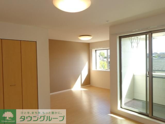 クレシアKの居間写真