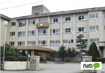 中学校　富山市立興南中学校（中学校）まで2324m