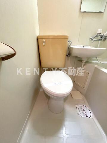 トイレ　シンプルで使いやすいトイレです