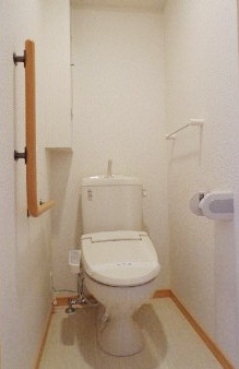 東京メトロ有楽町線 豊洲駅 徒歩6分 8階建 築17年のトイレ写真