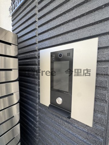 近鉄大阪線 布施駅 徒歩6分 4階建 築2年の外観写真