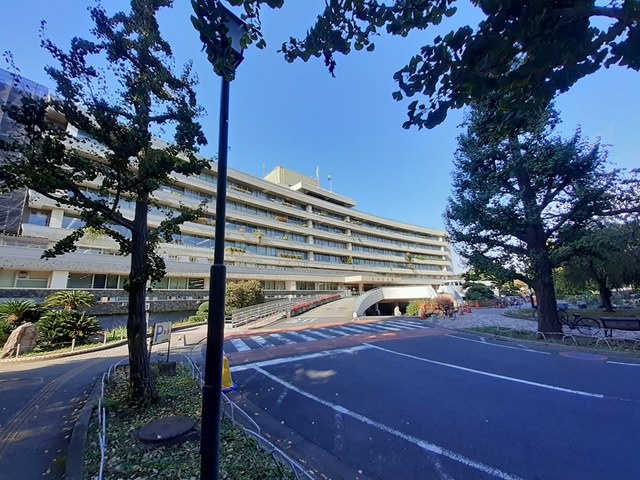 役所　荒川区役所（役所）まで262m