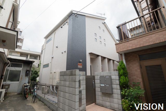 東京メトロ千代田線 町屋駅 徒歩10分 築8年
