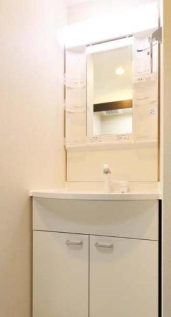 洗面設備　同仕様参考写真