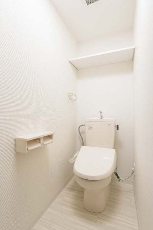 Elle Cube学園前のトイレ写真