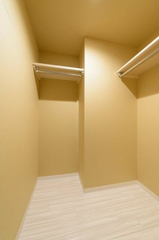 Elle Cube学園前の内装写真