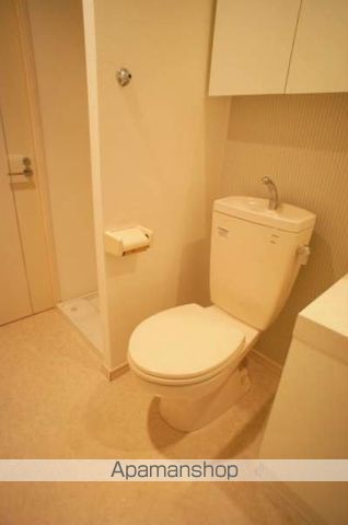 地下鉄箱崎線 千代県庁口駅 徒歩9分 2階建 築17年のトイレ写真