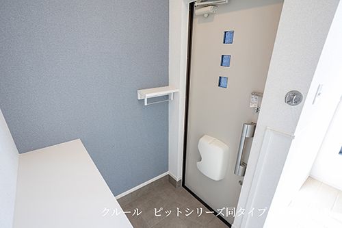ローリエ宮前平の玄関写真