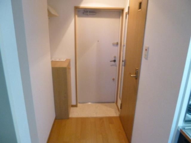 ヴェローナ高円寺の玄関写真