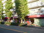 スーパー　ライフ 南台店（スーパー）まで301m