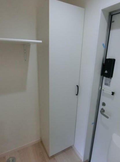 玄関　※別部屋参考写真