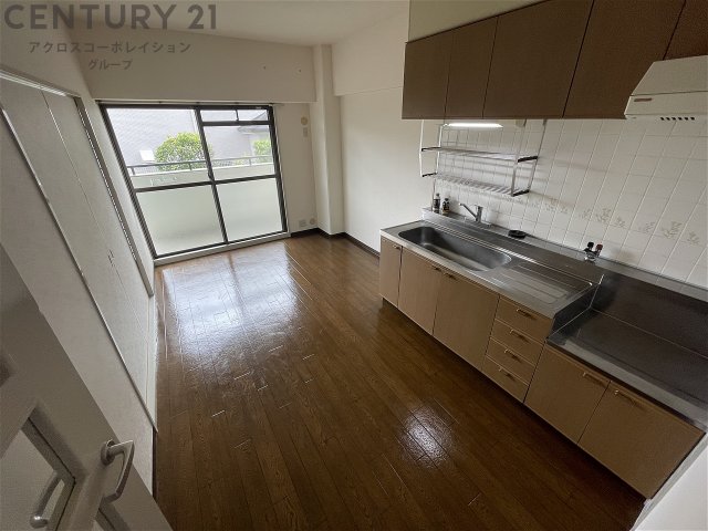 居室・リビング　角部屋住戸で過ごしやすくてオススメです！