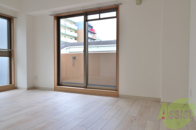 アクア西宮本町の居間写真