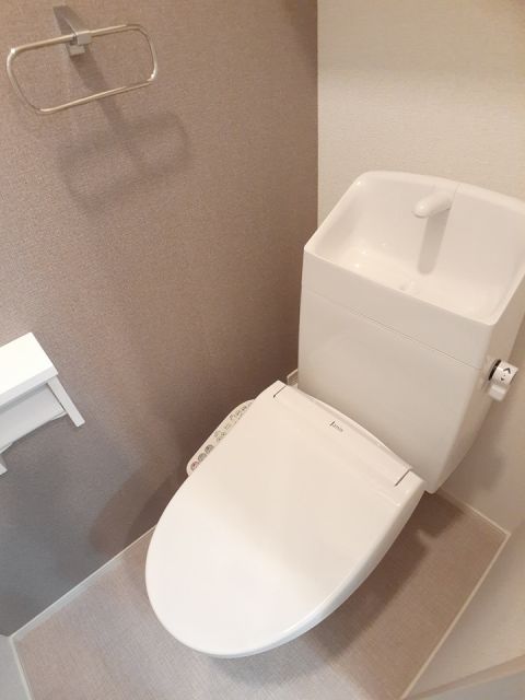カサ マドリーナ Iのトイレ写真