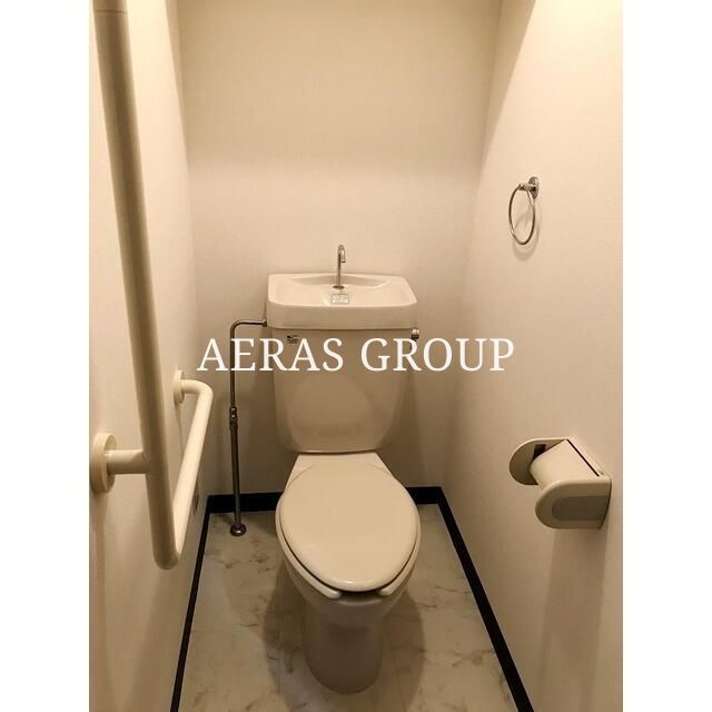 ガーデンコート大倉山のトイレ写真