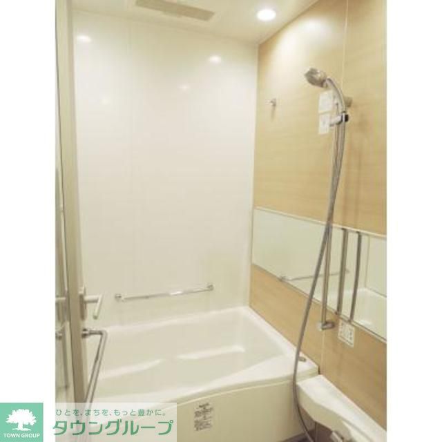 バス・シャワールーム　※写真は同タイプ住戸です。