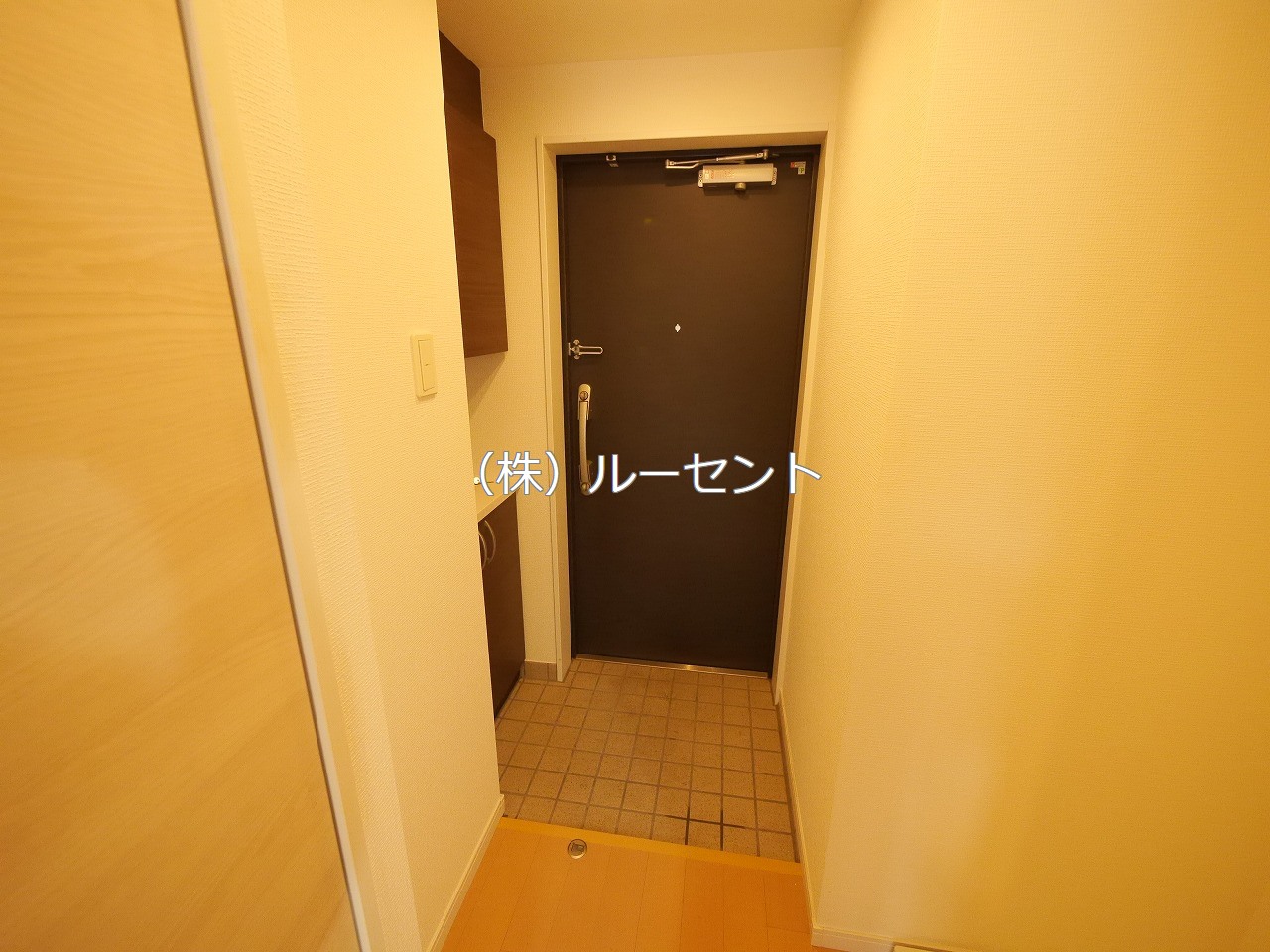 ＪＲ山手線 大塚駅 徒歩6分 12階建 築11年の玄関写真
