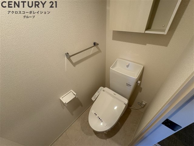トイレ　セパレートタイプになっている為、オススメです♪